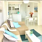 Apartament Bettys 1br Seafront *